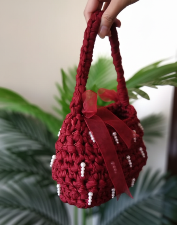 Crochet Ribbon Bag With Pearl