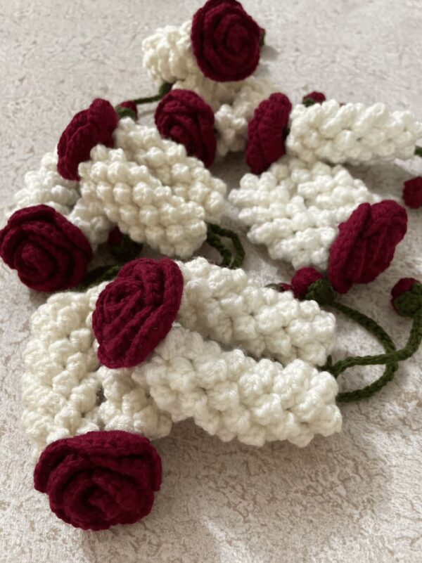 Crochet Rose Gajra With Flower Buds