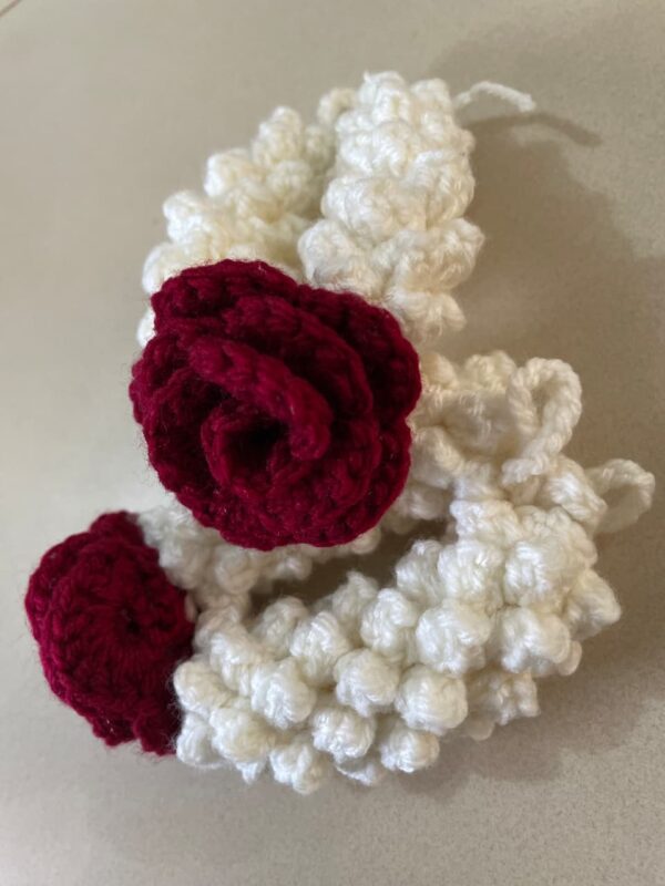Crochet Plain Rose Gajra